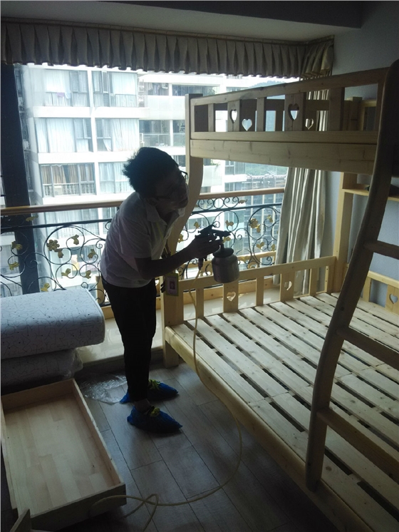 甲醛治理進(jìn)行中