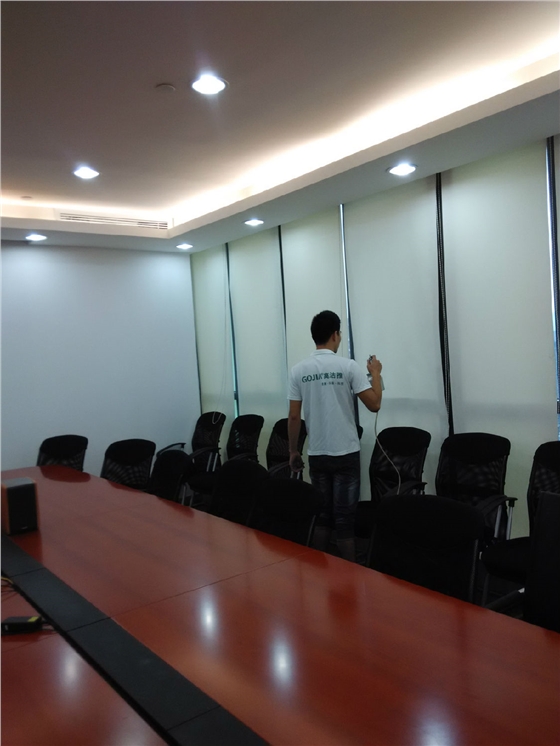 甲醛治理進(jìn)行中