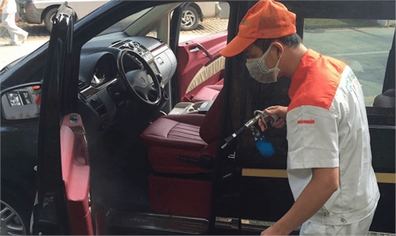 高潔雅專(zhuān)業(yè)車(chē)內(nèi)空氣治理，室內(nèi)空氣治理，甲醛治理公司，汽車(chē)除甲醛治理您的首選。