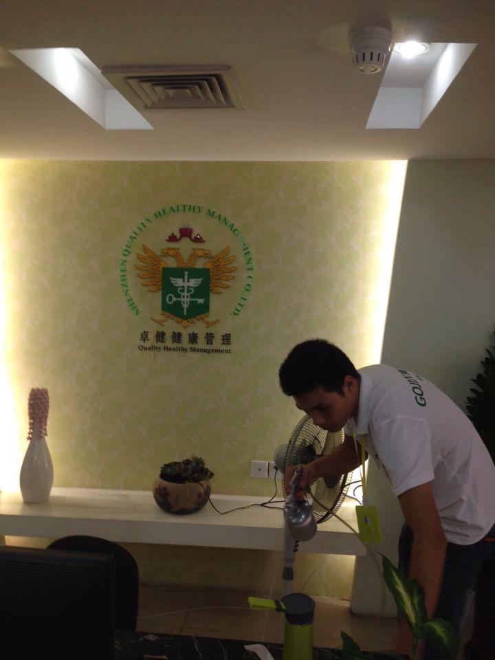 高潔雅甲醛治理進(jìn)行中