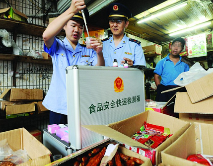 食品甲醛超標來襲，如何治理甲醛，杜絕毒食的發(fā)生，需要身邊的監(jiān)督舉報。