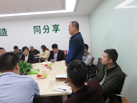 作為除甲醛公司和招商除甲醛加盟的項(xiàng)目公司，高潔雅絕對是斌著良心為加盟商著想，特舉辦室內(nèi)空氣凈化研討會。