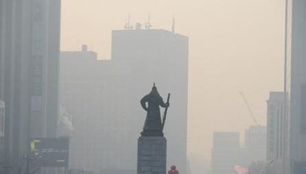 霧霾來襲韓國(guó)竟要北京賠償300萬，高潔雅在此表示霧霾來了趕緊去賣幾臺(tái)空氣凈化器