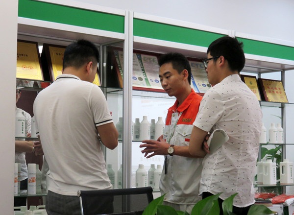 除甲醛加盟實(shí)地考察才能了解一家除甲醛公司到底怎樣，高潔雅接收各種考驗(yàn)，加盟你值得擁有。