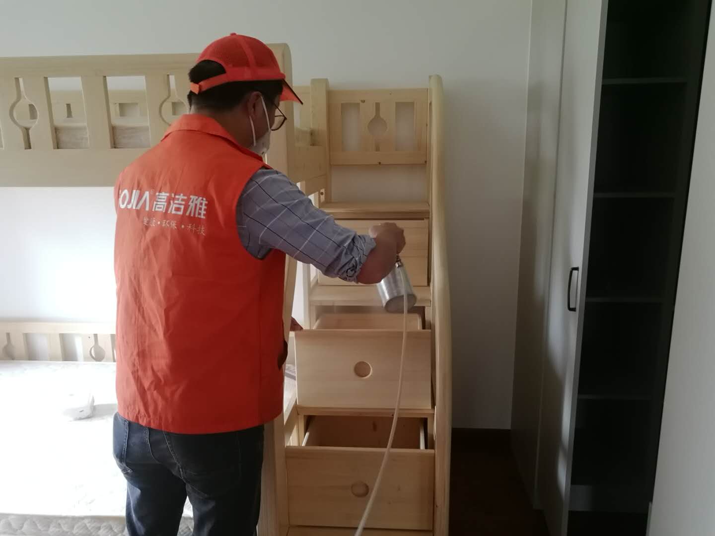 深圳除甲醛治理—福田區(qū)東?；▓@家庭治理